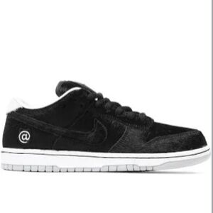 Nike SB Bear Brick edition